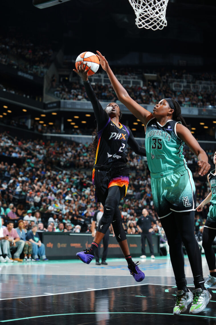 liberty-earn-important-win-over-mercury-in-game-with-playoff-like-feel