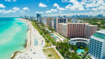 sen.-rick-scott-to-fly-banner-urging-new-yorkers-who-‘hate-socialism’-to-move-to-florida:-‘we-have-better-beaches’ 