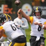 aaron-rodgers-shrugs-off-opening-steelers-training-camp-with-a-pick:-‘i’m gonna-throw-some-touchdowns,-too’