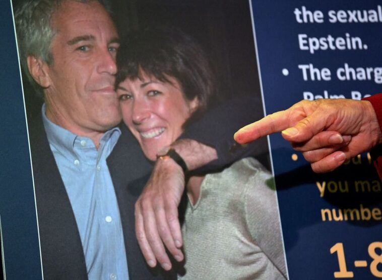 trump-says-he’s-‘allowed’-to-pardon-ghislaine-maxwell,-keeps-option-open-after-doj-meeting