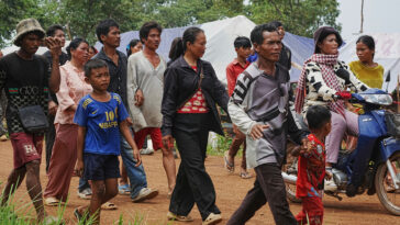 thailand-and-cambodia-trade-accusations-as-deadly-border-clashes-enter-third-day