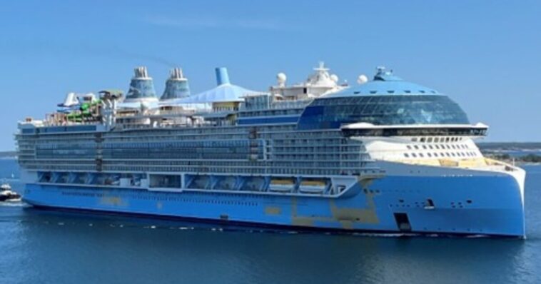 horror:-royal-caribbean-crew-member-jumps-to-his-death-after-allegedly-stabbing-female-co-worker