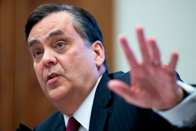 ’30-point-buck-out-in-the-open’:-jonathan-turley-reveals-who’s-vulnerable-to-russiagate-prosecution