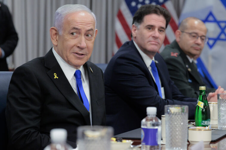 hamas-issues-order-to-kill-hostages-if-israeli-military-attempts-rescue:-sources