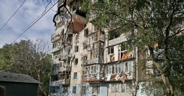 at-least-four-dead-as-russia-and-ukraine-exchange-air-strikes