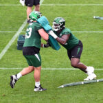 jets’-youth-movement-in-full-swing-on-the-offensive-line