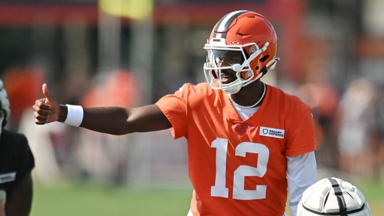 shedeur-sanders-stays-patient-with-browns’-third-stringers-in-training-camp:-‘doesn’t-really-faze-me’