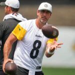 aaron-rodgers-calls-mystery-wife-his-'rock,'-takes-high-road-in-response-to-terry-bradshaw