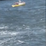 sailboat-carrying-10-sinks-after-crashing-into-new-jersey-jetty-during-rough-seas