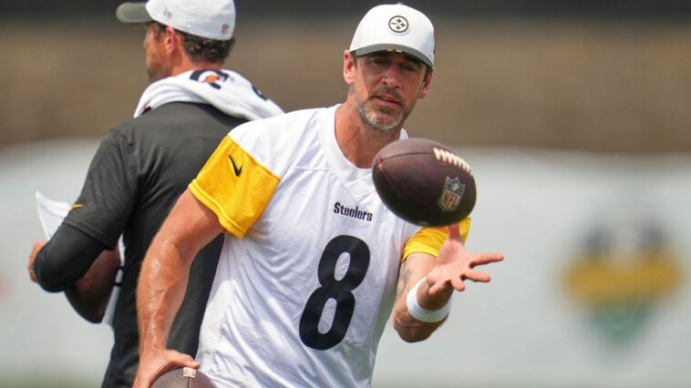 rodgers-on-bradshaw-barbs:-he-doesn’t-know-me