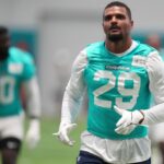 dolphins,-fitzpatrick-agree-to-reworked-contract