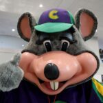 comical-arrest-of-man-in-chuck-e.-cheese-costume-goes-viral
