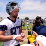 cowboys-sign-te-jake-ferguson-to-$52m-deal-as-micah-parsons-continues-without-extension
