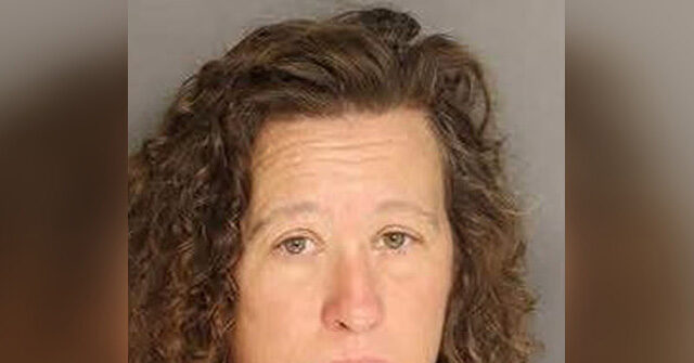 disturbing:-south-carolina-dance-teacher-accused-of-giving-children-alcohol,-showing-nude-photos