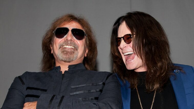 black-sabbath-bassist-remembers-‘frail’-ozzy-osbourne-in-heartbreaking-account-of-rock-legend’s-final-show