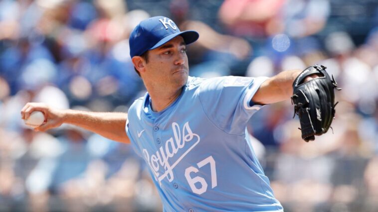 sources:-royals-keeping-lugo-on-2-years,-$46m