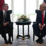 ‘he’s-a-friend-of-mine’:-keir-starmer-laughs-uncomfortably-while-trump-trashes-london-mayor