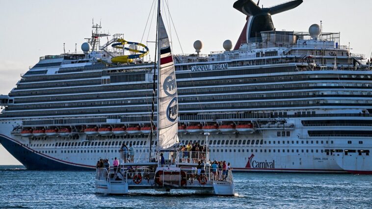 fbi-investigating-death-on-board-carnival-dream-cruise-ship