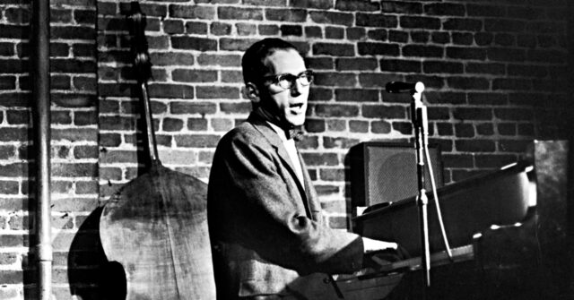 tom-lehrer,-song-satirist-and-mathematician,-dies-at-97