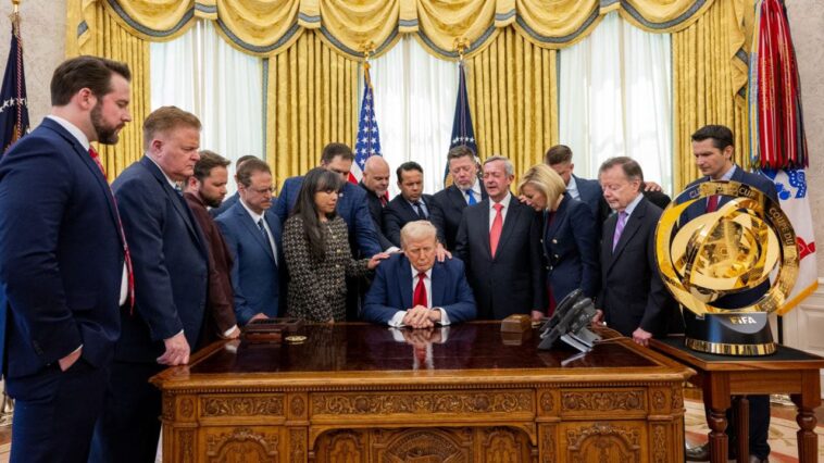 trump-admin-issues-new-guidance-to-protect-religious-expression-across-federal-workforce