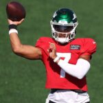 jets’-fields-back-in-team-drills-after-injury-scare