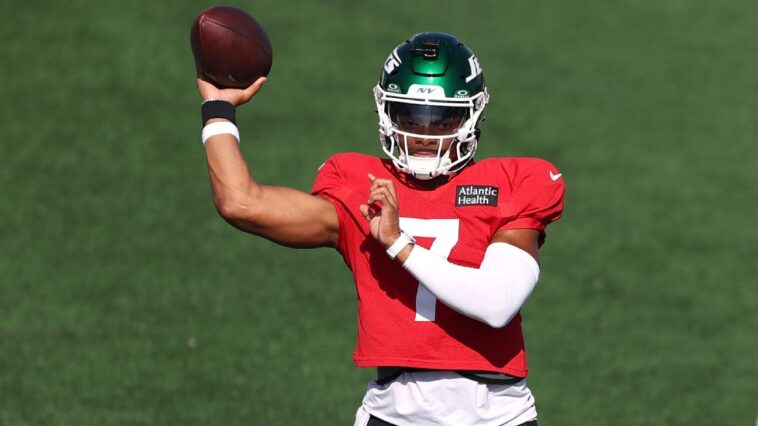 jets’-fields-back-in-team-drills-after-injury-scare
