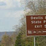 video-—-‘heinous-crime’:-manhunt-underway-for-suspect-in-killing-of-couple-at-arkansas-park