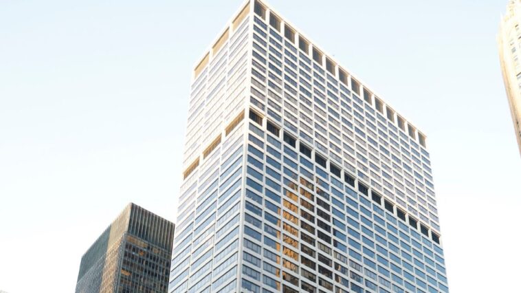 nfl-employee-seriously-injured-in-nyc-shooting