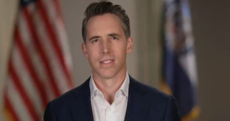 senator-hawley-on-liberating-the-american-people-from-ai-and-big-tech’s-actual-agenda:-‘they-want-us-all-to-be-their-digital-slaves’-(war-room-video)