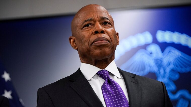 manhattan-shooter-shane-tamura-got-‘lower-part’-of-rifle-from-associate,-nyc-mayor-says