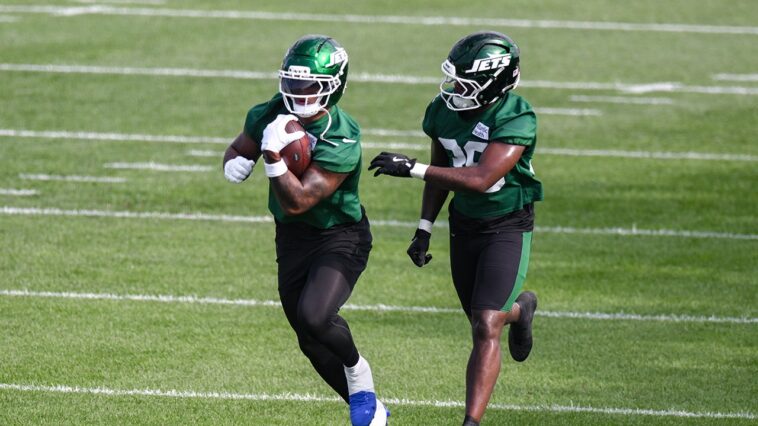 jets,-commanders-players-among-young,-rising-stars-who-abruptly-step-away-from-nfl