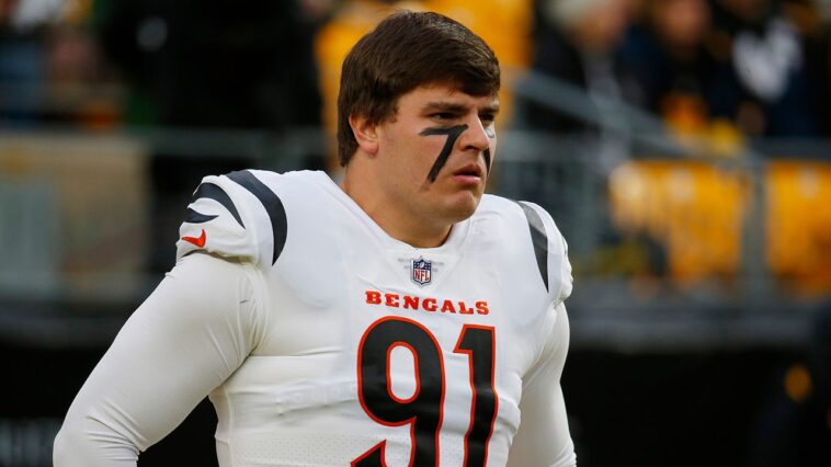 bengals-star-trey-hendrickson-set-to-end-lengthy-training-camp-holdout-without-new-contract-in-place:-report