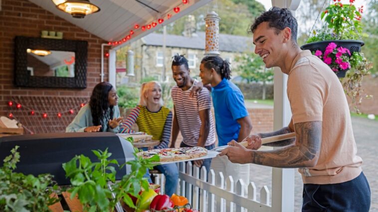 serve-up-summer-fun-with-these-kitchen-gadgets,-from-ice-cream-makers-to-pizza-ovens