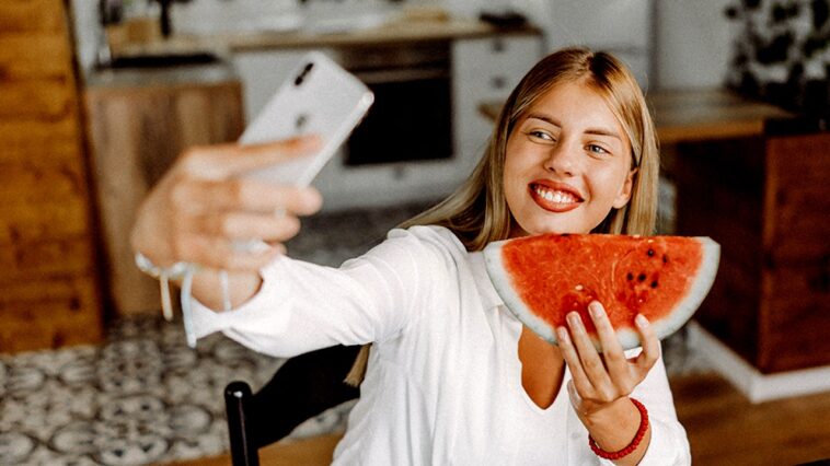 the-watermelon-diet-has-gone-viral-—-here’s-what-experts-say-about-the-weight-loss-trend