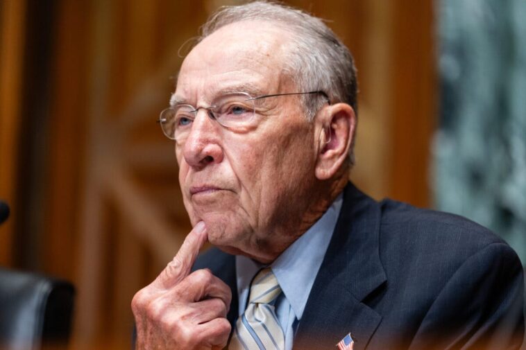 republican-chairman-‘offended’-as-trump-pushes-him-to-nuke-senate-custom