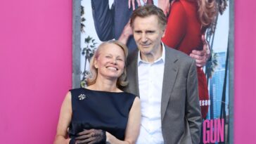 liam-neeson-calls-filming-‘naked-gun’-sex-scene-with-pamela-anderson-‘a-little-bit-strange’