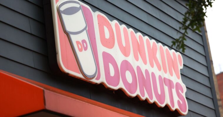 dunkin’-now-on-the-leftist-boycott-list-after-its-own-‘genetics’-ad