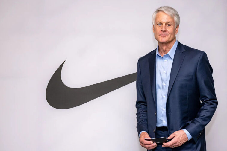 stanford-hires-former-nike-ceo-john-donahoe-as-new-athletic-director
