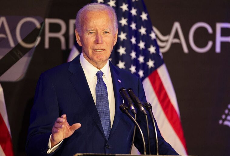 top-biden-aide-made-$4m-on-re-election-campaign,-would-have-made-way-more-if-they-won