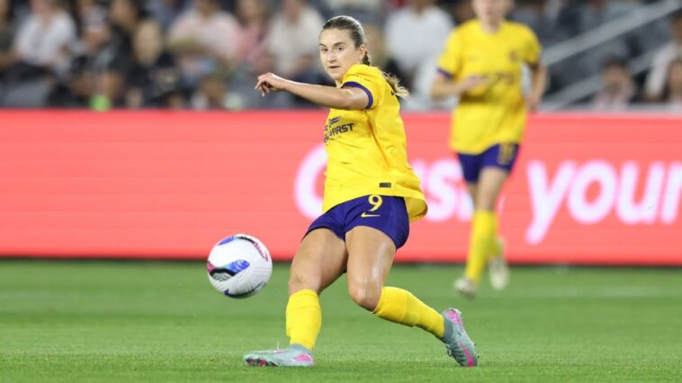 sources:-uswnt’s-sentnor-to-kc.-in-record-deal