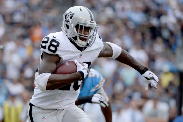 longtime-nfl-running-back-latavius-murray-retires-at-35
