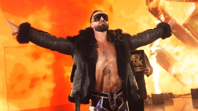 seth-rollins-looms-large-at-summerslam-amid-possible-knee-injury