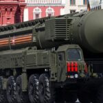 comparing-us-and-russian-nuclear-postures-as-us.-submarines-approach-russia