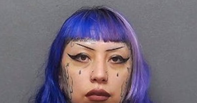 police:-texas-mom-armed-13-year-old-son,-helped-him-plot-attack-on-school