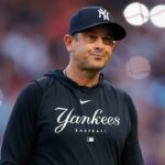 yankees-manager-aaron-boone-defends-players-after-derek-jeter,-alex-rodriguez-criticism