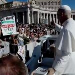 pizza-for-pope-survived-van-breakdown,-tsa-security-and-more-drama-before-finally-reaching-catholic-leader