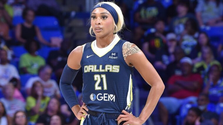 wnba-trade-grades:-wings-cut-ties-with-carrington,-look-to-future