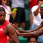 noah-lyles-shoved-by-rival-kenny-bednarek-after-200m-victory,-sparks-heated-confrontation