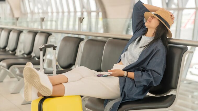 the-best-secret-weapons-to-prevent-and-overcome-jetlag-from-travel,-says-doctor