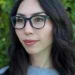 world’s-thinnest-ai-glasses-feature-built-in-ai-assistant